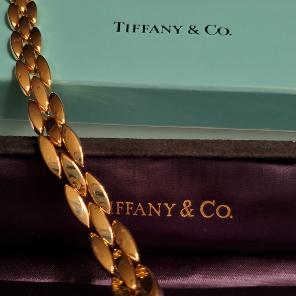 Tiffany & Co - Picture 7 of 9